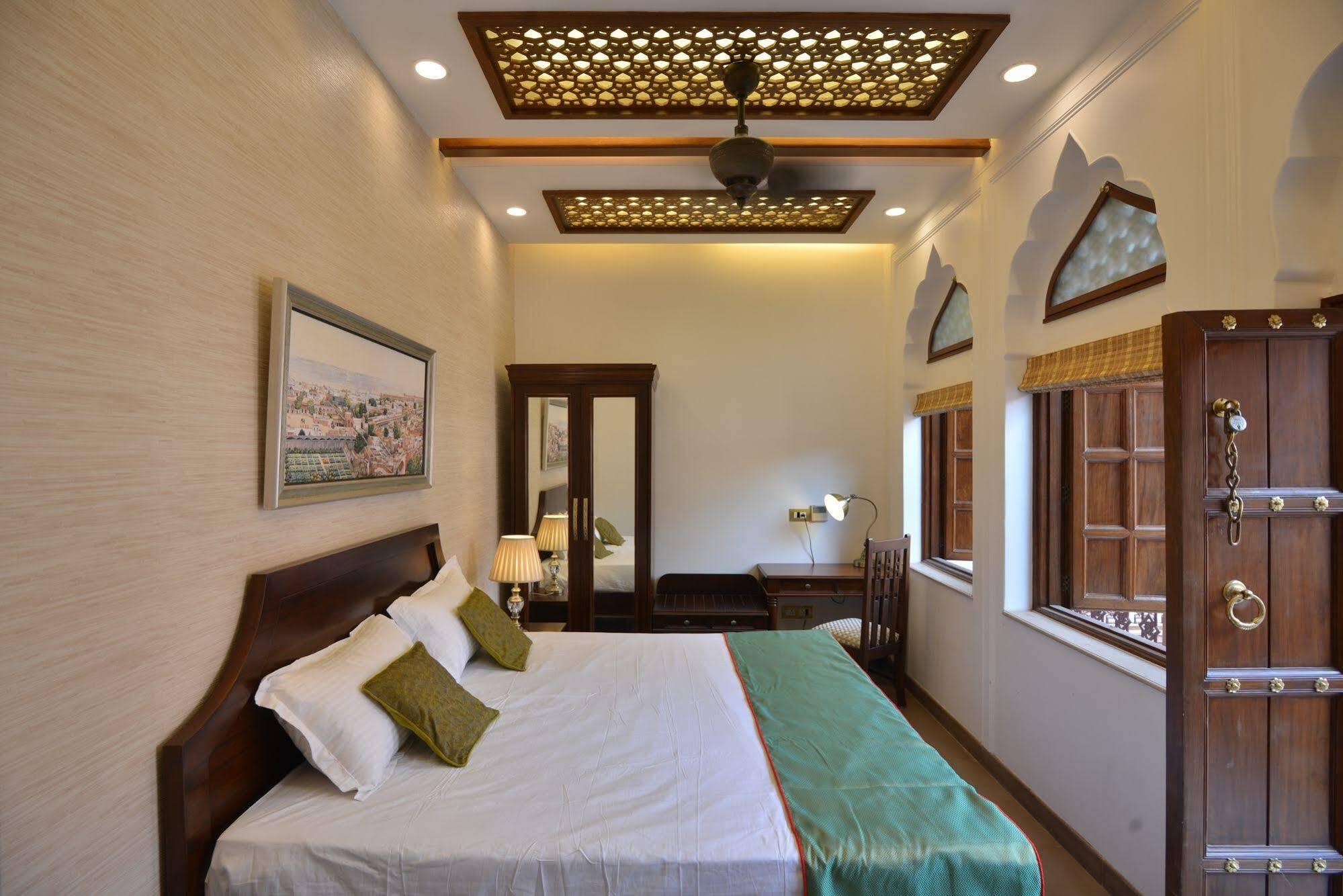 Haveli Dharampura - Unesco Awarded Boutique Heritage Hotel New Delhi Exterior photo